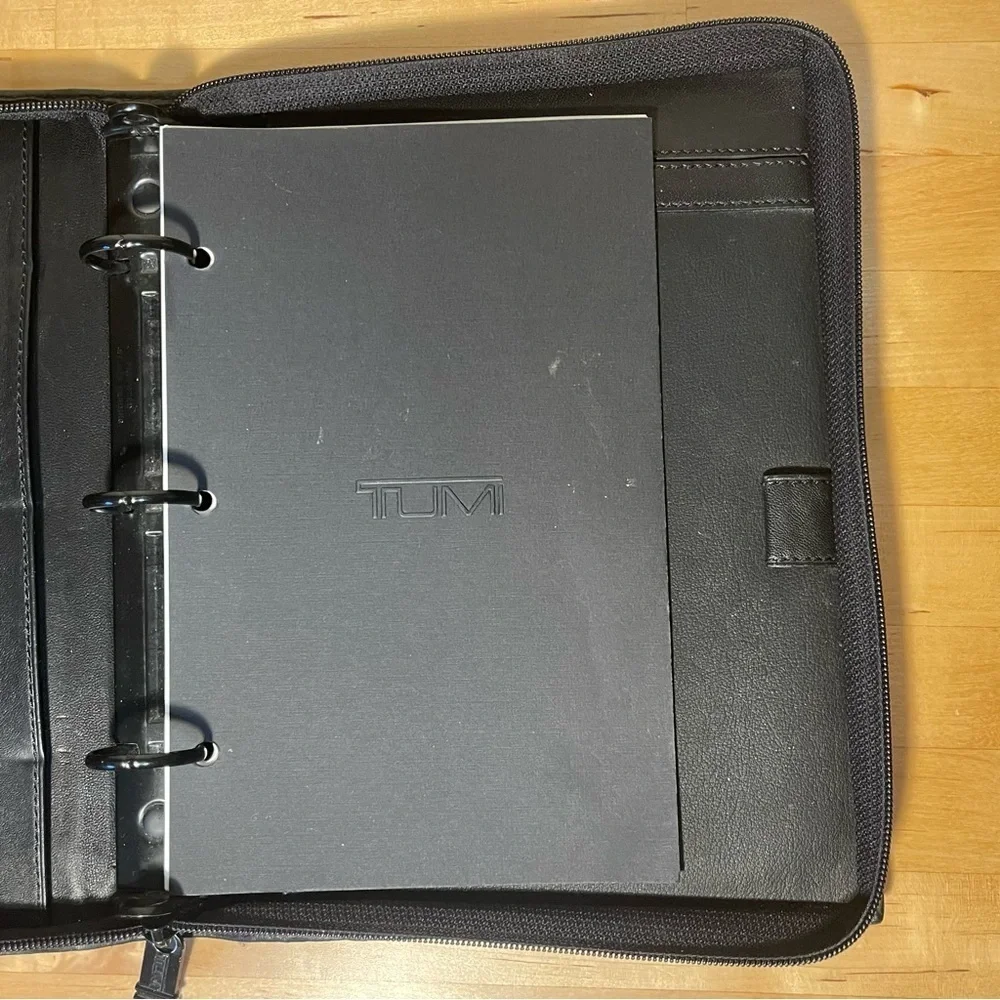 TUMI Alpha SLG Zip Around 3 Ring Binder Leather Trim Executive Portfolio